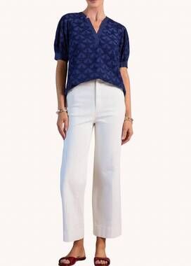 NEW CURRENT AIR textured star pattern short sleeve blouse in navy